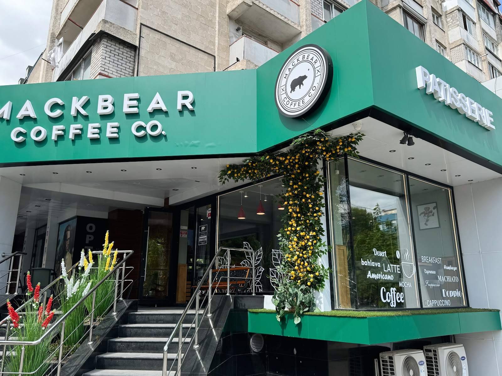 Mackbear Coffee Co.
